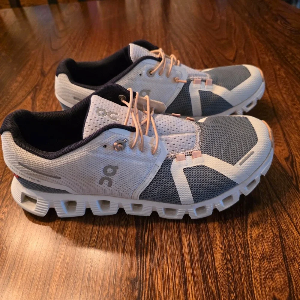 On Cloud 5 Womens Running Shoes Glacier White Denim Blue Speed Laces Size 8.5